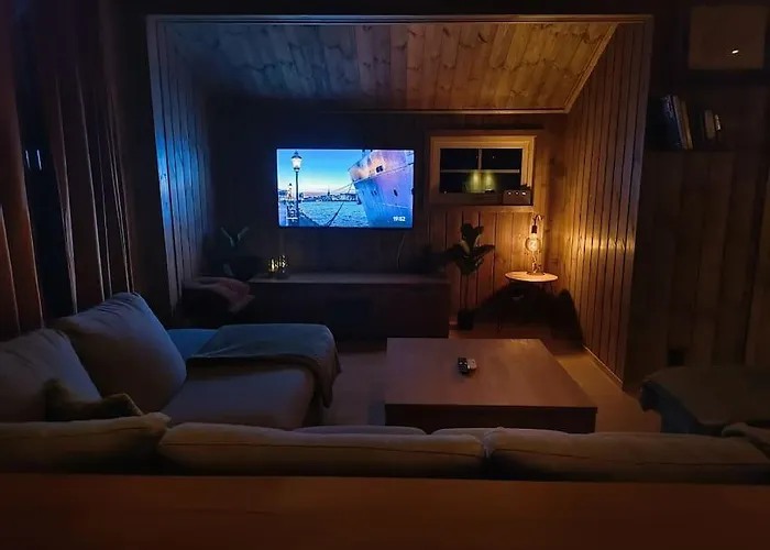Olahytta - Cozy Close To Kvitfjell * Favang